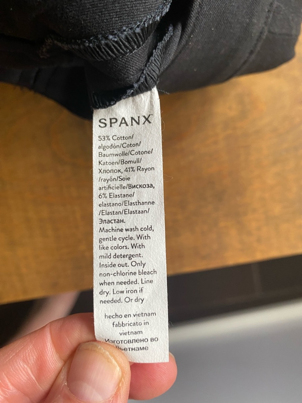 SPANX Classic Black Polished 4" short S/P NWT - Picture 7 of 9